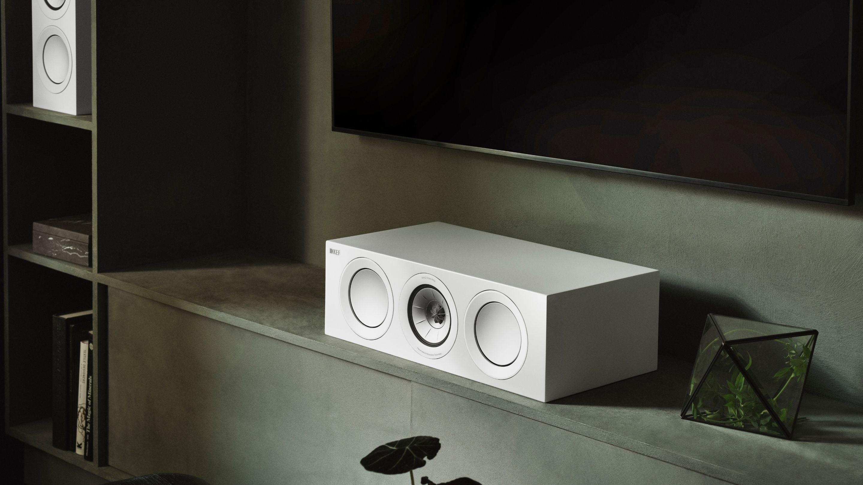 Centre Channel Speakers | KEF US